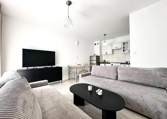 Apartment Iwaszkiewicza - Parking & Balcony Olawa