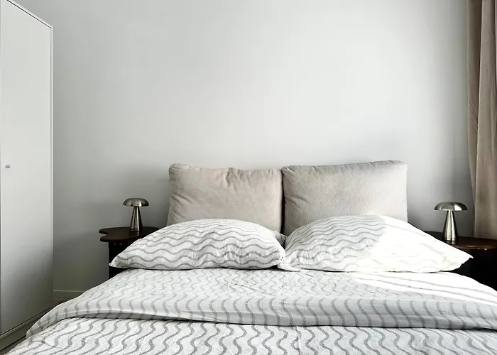 Iwaszkiewicza - Parking & Balcony Apartment